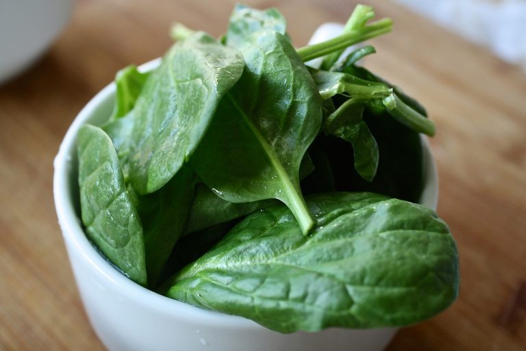 Spinach and Gout Does Spinach Affect Gout?